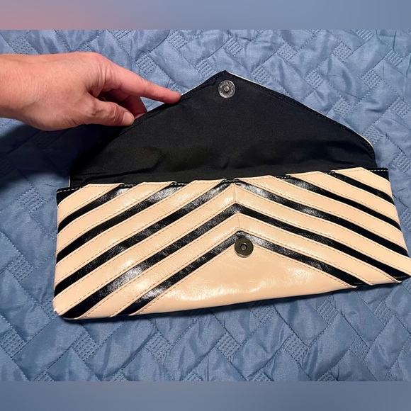 Poverty Flats envelope clutch - Picture 4 of 7